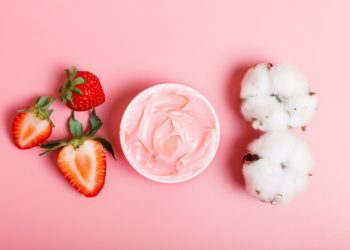 Yağlı ciltler için doğal maske tarifi