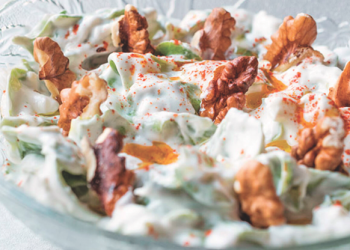 Cevizli Semizotu Salatası