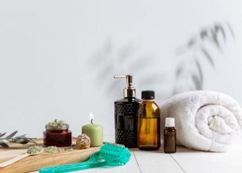 Güneş lekelerinden nasıl kurtulmalı?