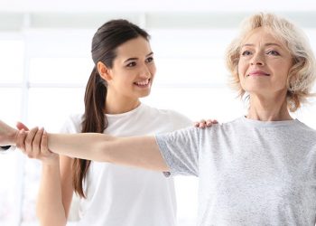 Farketmeden kırılabilirsiniz! Erken osteoporoz tanısı hayat kurtarıyor