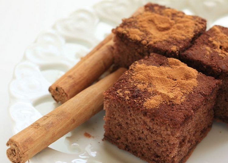 Sonbaharda mis gibi tarçınlı kek tarifi