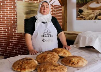 ‘Hamurla mı uğraşacaksın’ diyen eşine inat fırıncı oldu