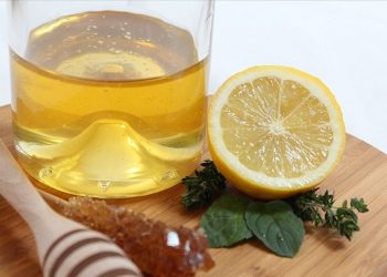 Uzman isimden koronaya karşı müthiş öneri. Evde de yapılabiliyor. Korona onu hiç sevmiyor. İşte tarifi