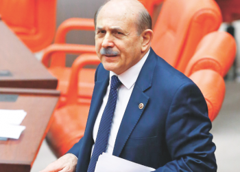 Prof. Dr. Burhan Kuzu: “Bu Memlekette Tam 40 yıldır savunduğum Başkanlık Sisteminin kurulmasına tanıklık ettim”