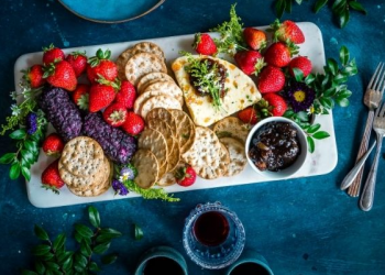 Sağlıklı yiyecekler aslında sizi beslemiyor olabilir: Besin emilimini artırmak için 10 öneri