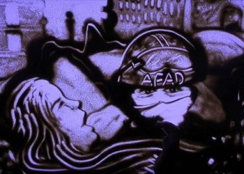 İzmir depreminin simge isimleri Elif ve Ayda’yı kum sanatıyla anlattı