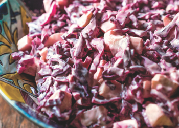 MOR KEREVİZ SALATASI