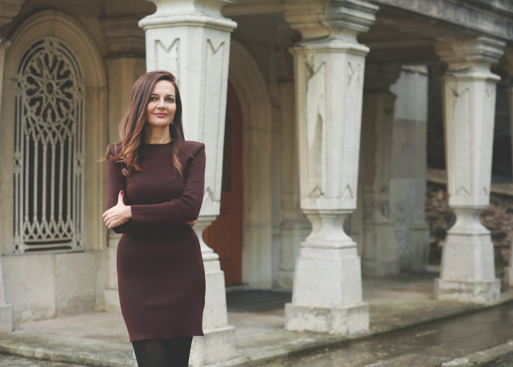 “Kendimi çoğu zaman sektörde yanlışlıkla bir erkek kahvesine adım atmış gibi hissediyorum”