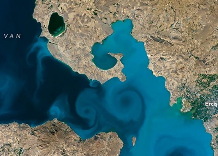 NASA fotoğraf yarışmasını Van Gölü kazandı!