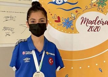 Milli yüzücü Sevilay Öztürk Avrupa ikincisi oldu