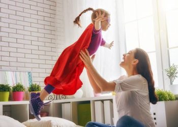 Geç yaşta anne olan kadınların çocukları daha zeki oluyor