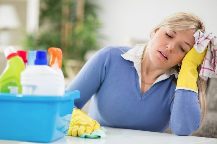 Pandeminin yükü kadınların omuzunda! İşte çözümler