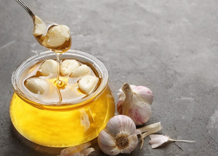 Sarımsağı bal ile yerseniz…