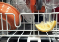 Bulaşık Makinesinin İçine Limon Koyarsak Ne Olur?