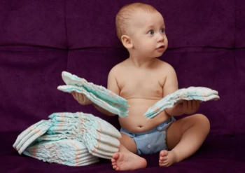 Bebeğinizin Bezini Değiştirirken Neler Yapmalıyız? Hangi Malzemeleri Kullanmalıyız?