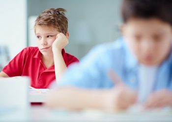 Dikkat eksikliği hiperaktivite bozukluğu nedir?