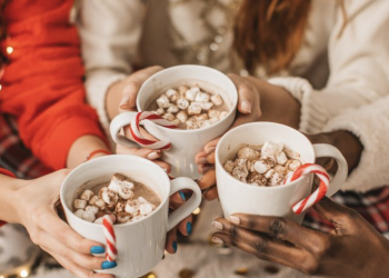 Tatlı İsteğinizi Anında Yok edecek Sıcak Çikolata Tarifi…