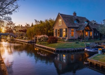 Suyun Üzerindeki eşsiz kentler