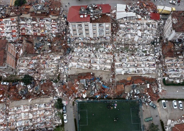Son dakika… Deprem afetinde üçüncü gün: Deprem felaketinde hayatını kaybedenlerin sayısı 6 bin 234…