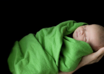 Bebek bakımında doğru bildiğimiz 10 yanlış